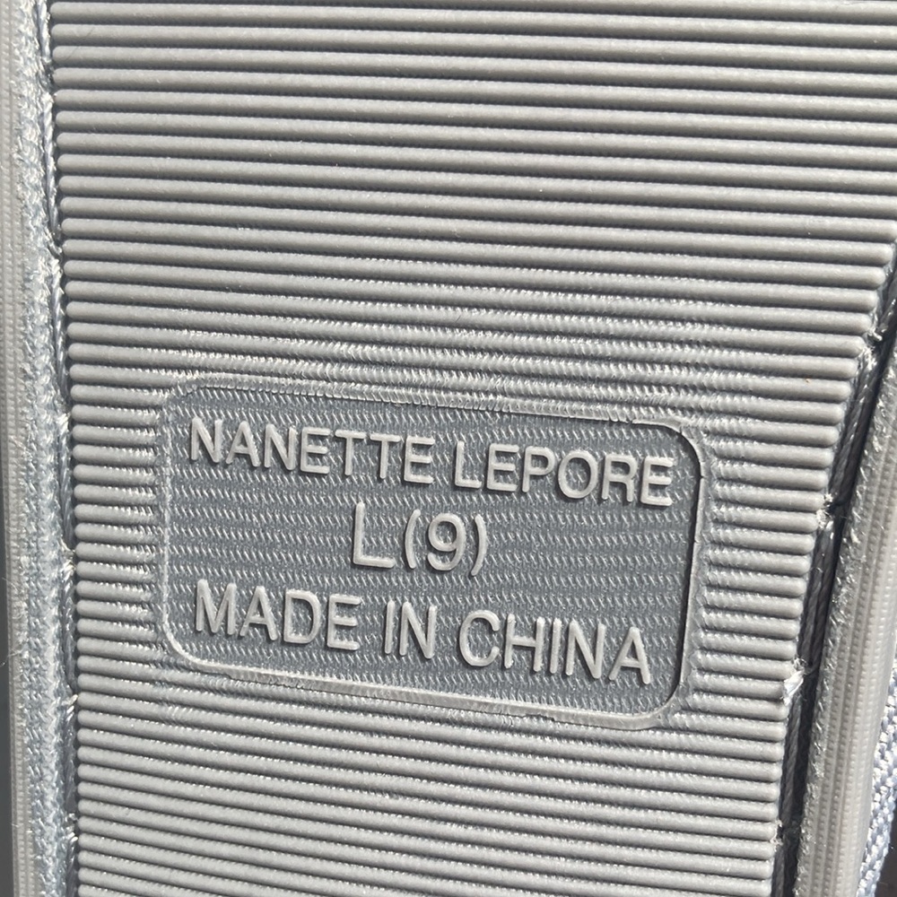 Nanette Lepore Gray x band Slipper memory foam
Indoor outdoor sole Large 9 - Picture 13 of 14